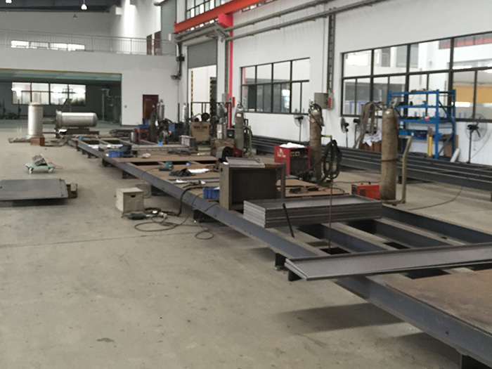 生產(chǎn)設(shè)備